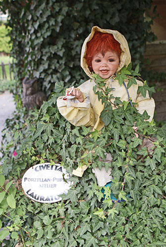 puppe1.jpg - Porzellanpuppen-Atelier in Felsberg