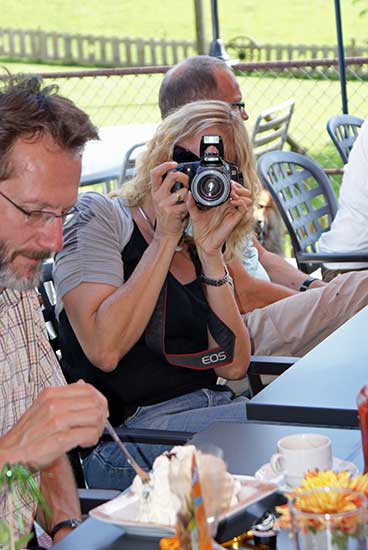 paparazzi.jpg - Diese Paparazzi's sind einfach überall...